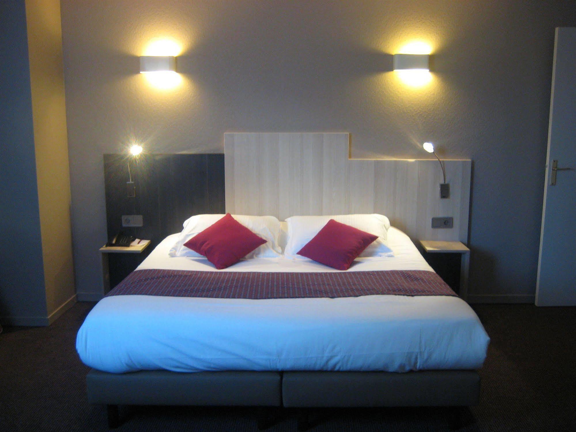 Inter-Hotel Bordeaux Meriadeck Alton Exterior foto